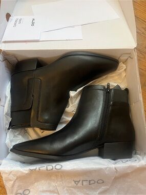 Aldo Black Leather Chukka Zip Boots